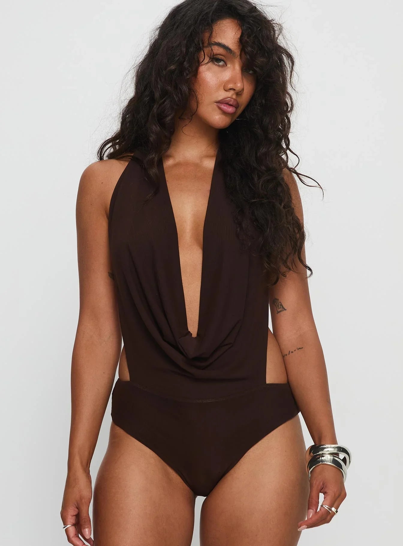 Quinna Plunge Neck Backless Bodysuit Chocolate