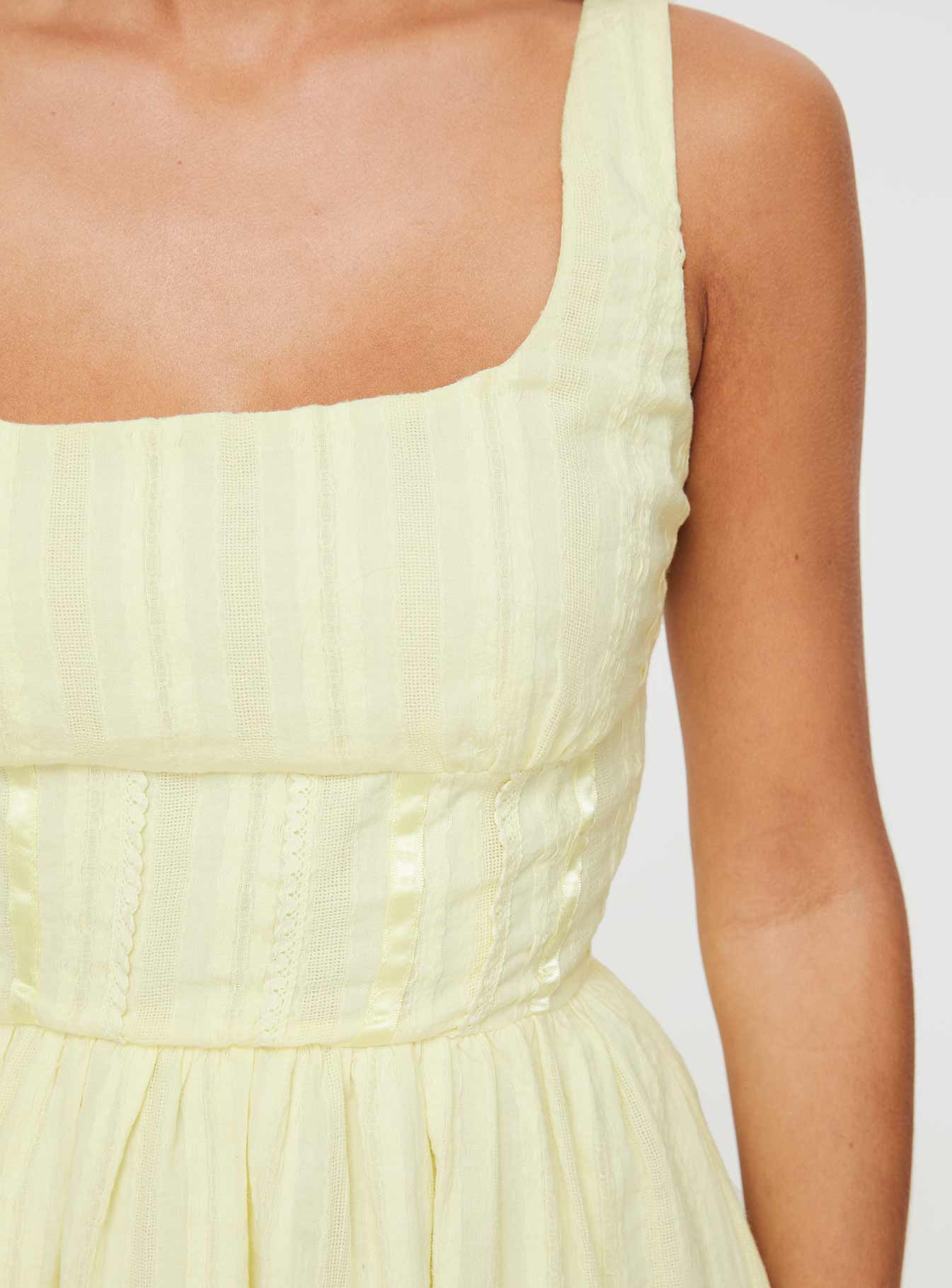 Lorinda Mini Dress Yellow Petite