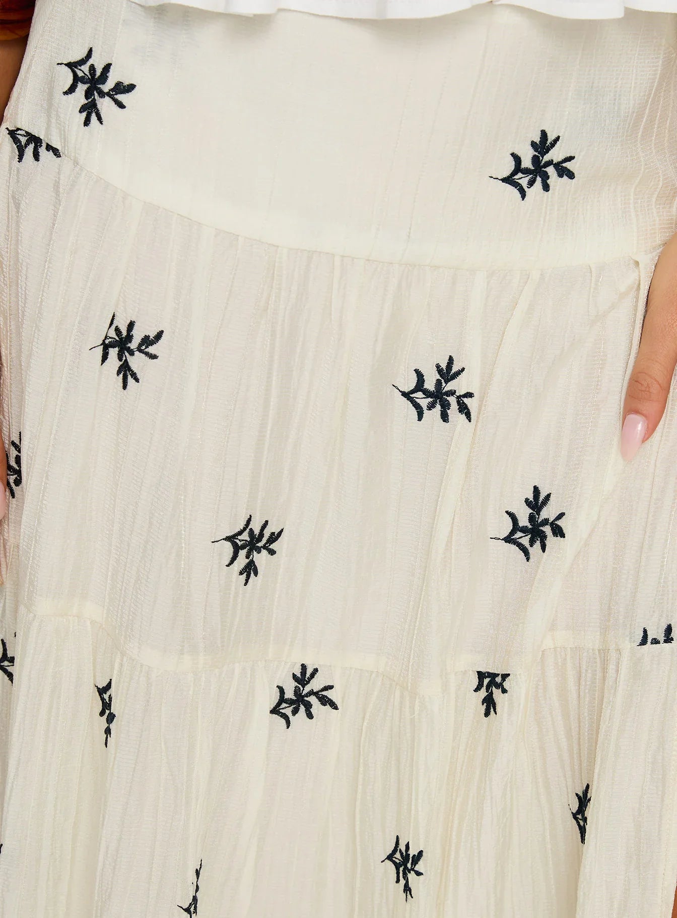 Cinnamon Embroidered Maxi Skirt Cream Navy