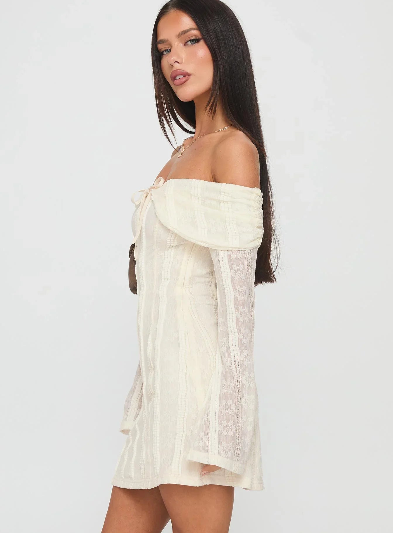 Colettie Long Sleeve Mini Dress Cream