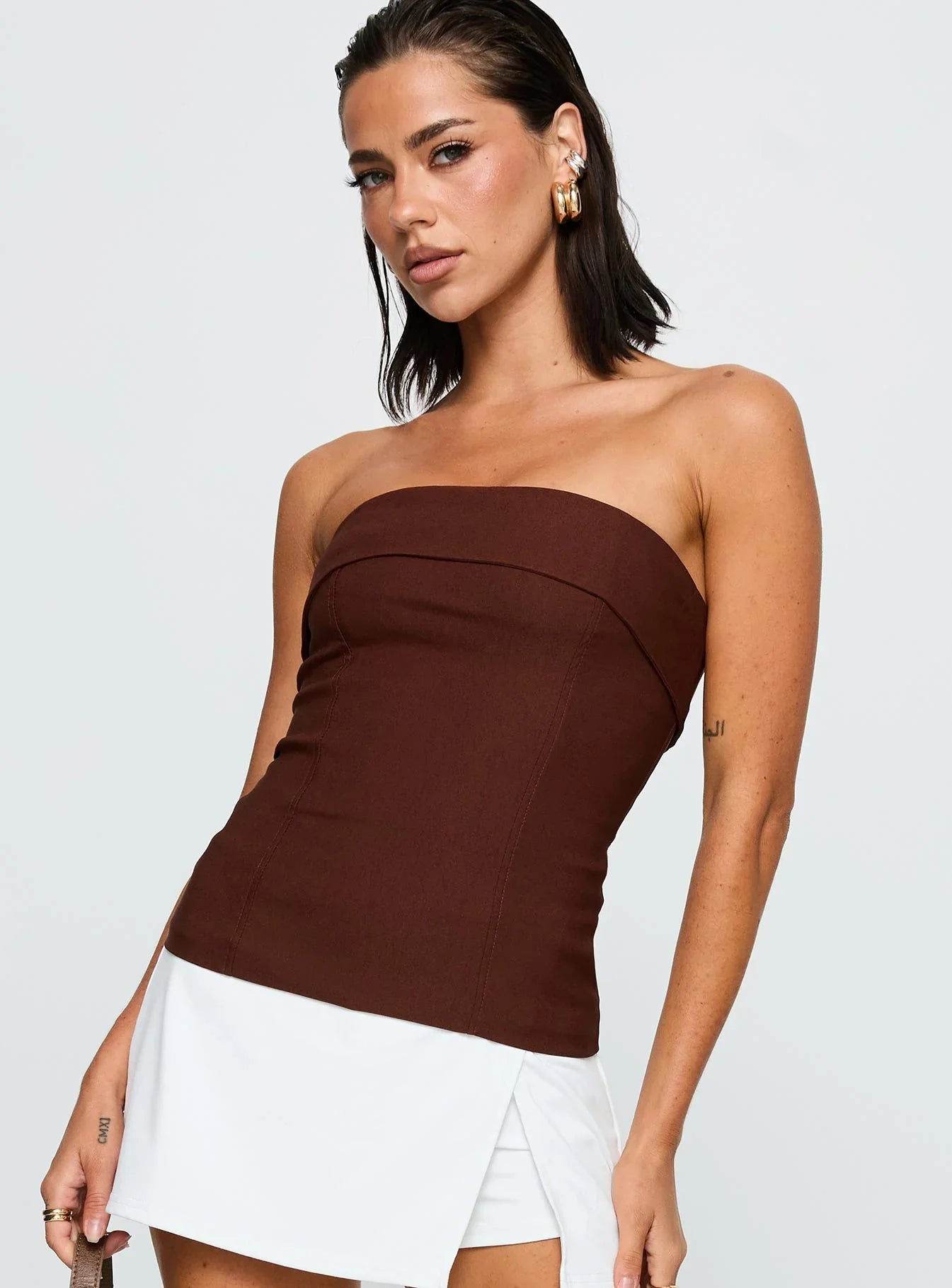 Good Looking Strapless Top Currant