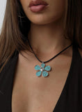 Cuteness Flower Pendant Necklace Black Blue