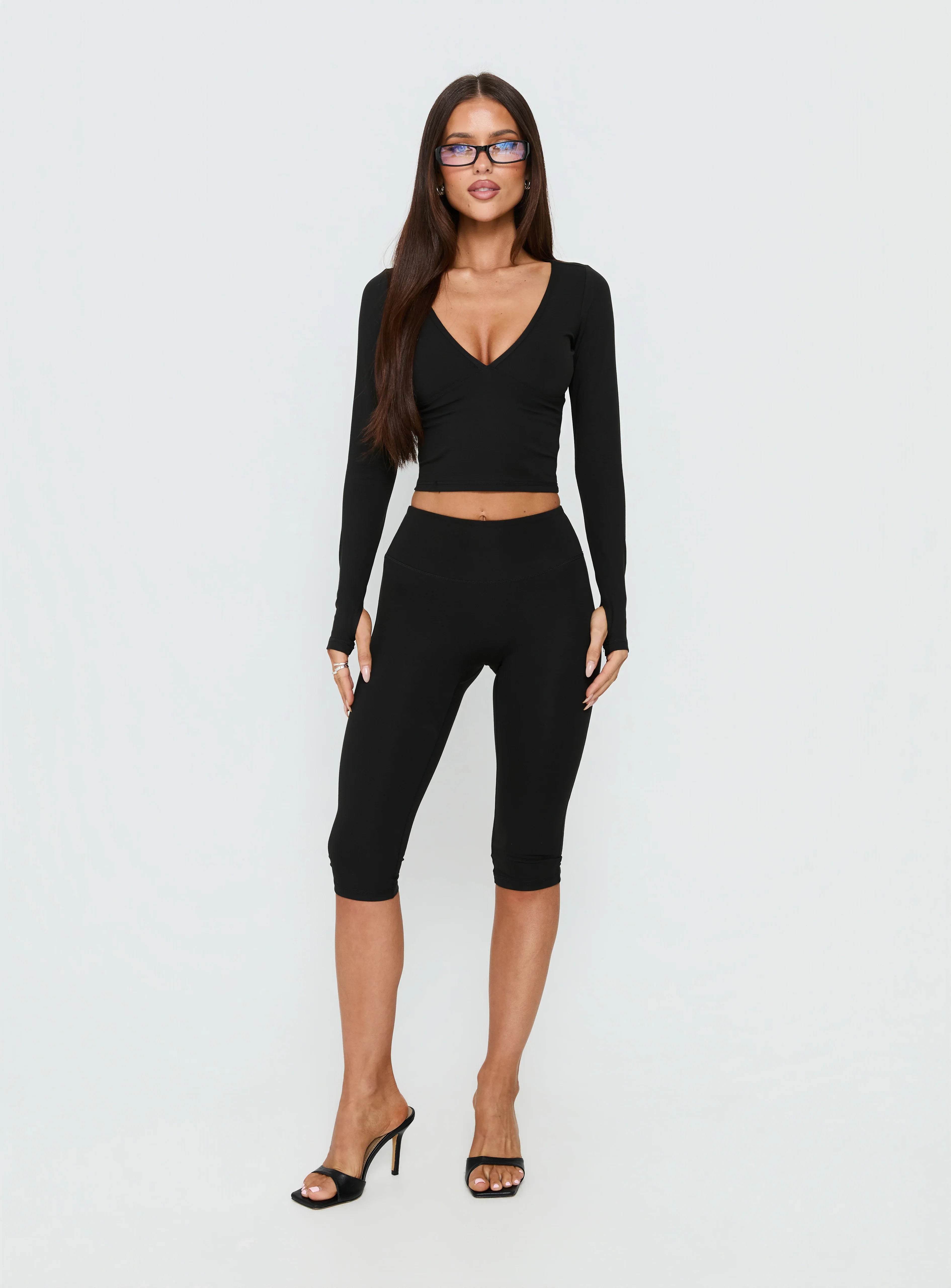 New Horizons Long Sleeve V Neck Top Black