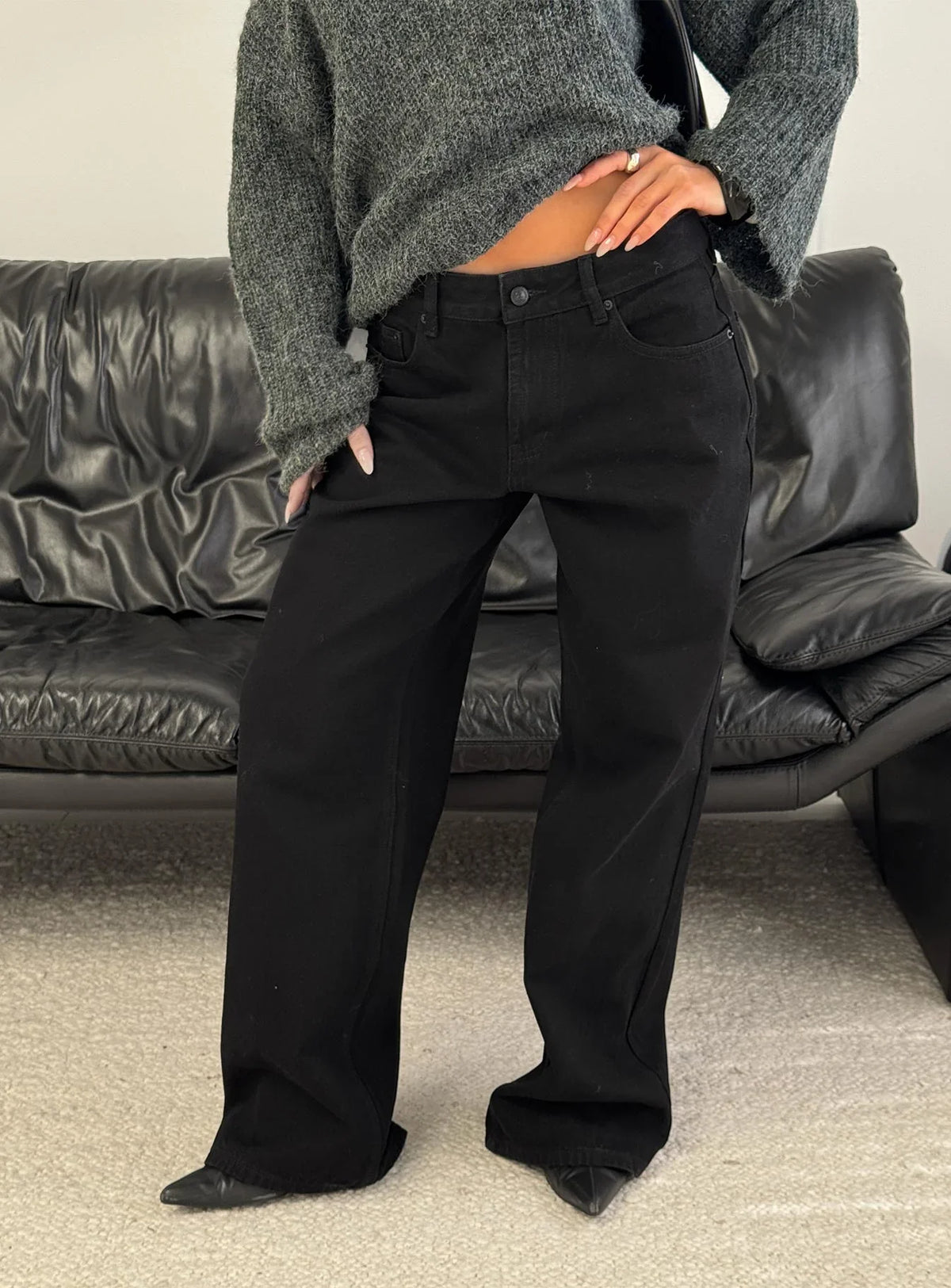 Serenitia Mid Rise Relaxed Jeans Jet Black
