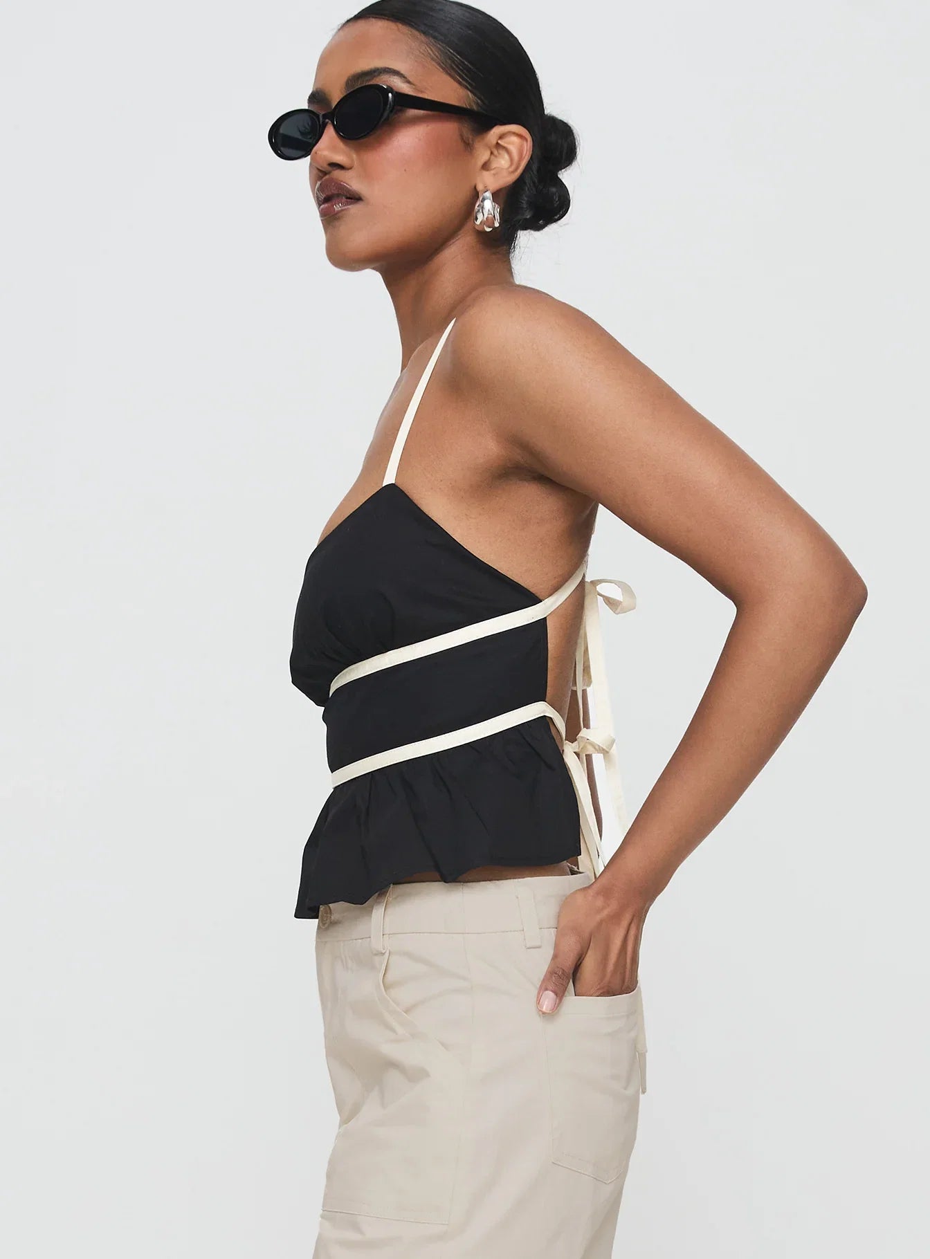 Daxon Top Black Cream