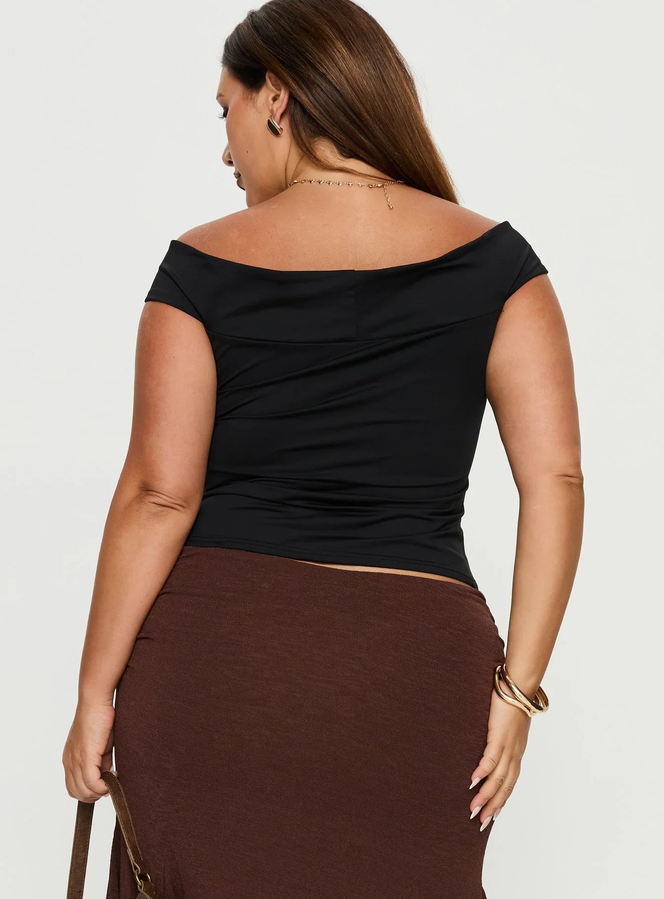 Maxeina Off Shoulder Twist Top Black Curve