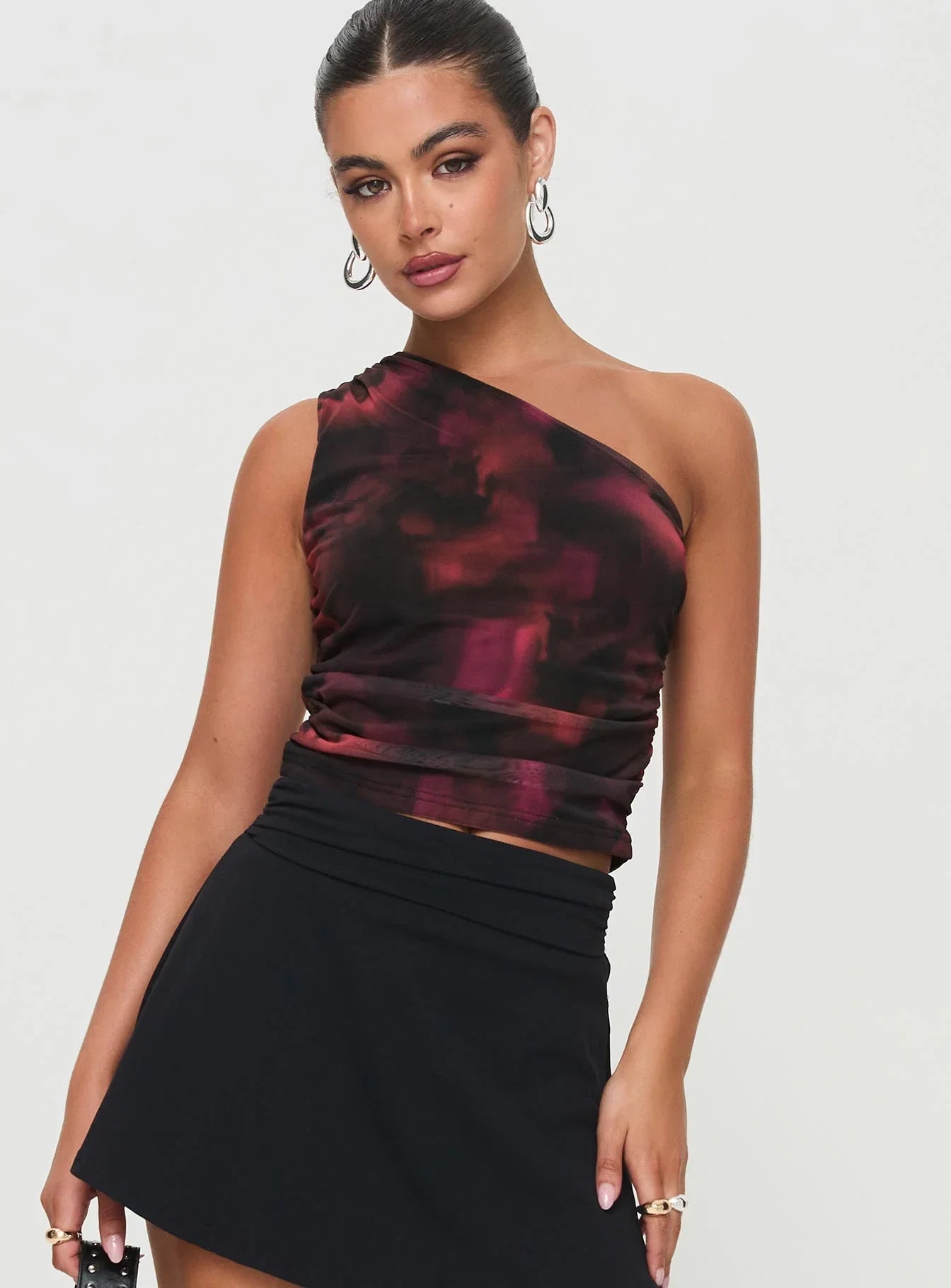 Annem One Shoulder Top Black Red