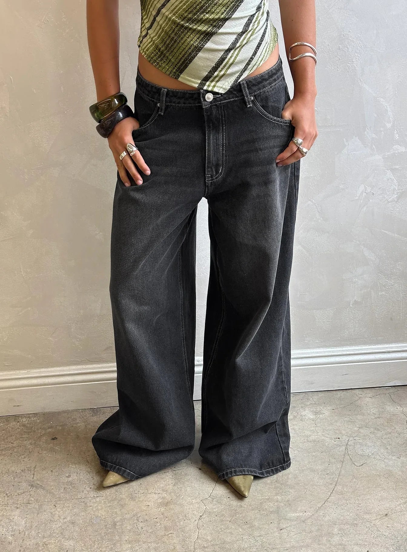 Naylor Mid Rise Wide Leg Jeans Grey Wash