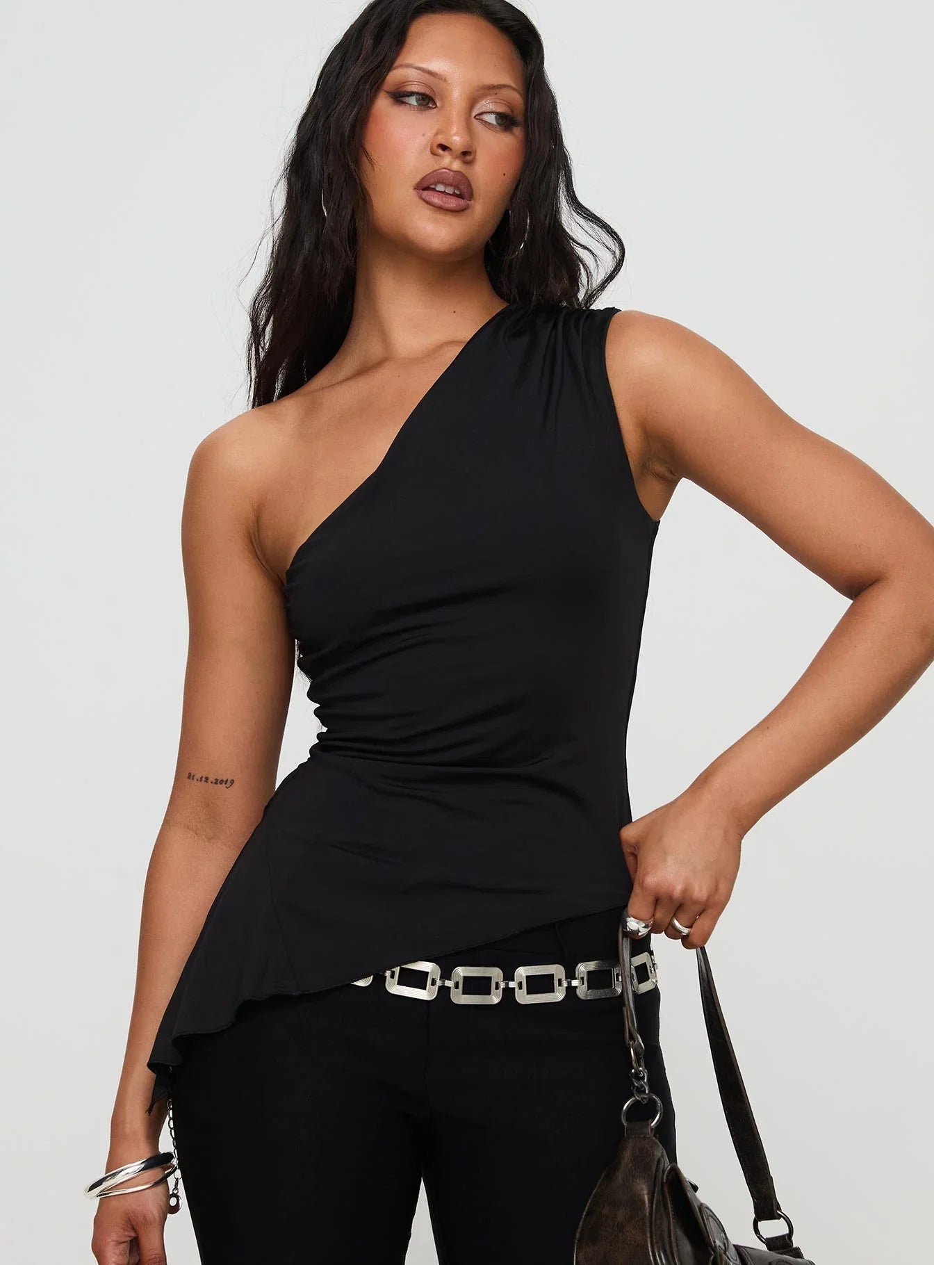 Vulnerable One Shoulder Top Black