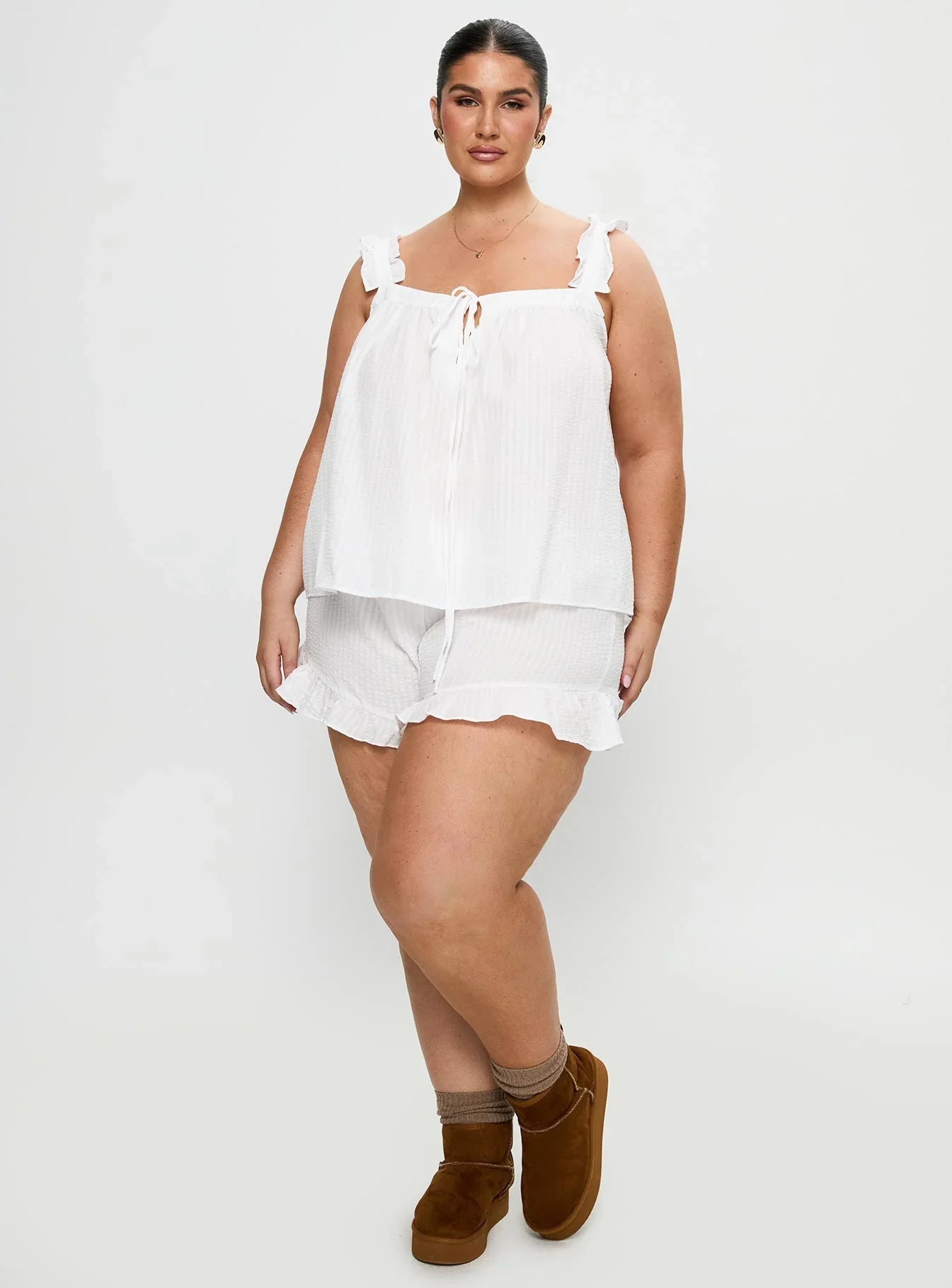 Santabelle Frill Shorts White Curve