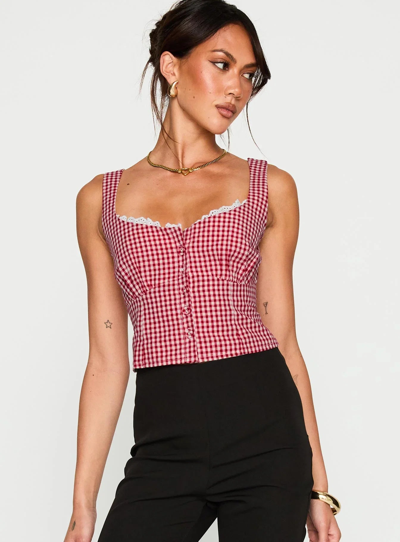 Bruncheon Top Red White
