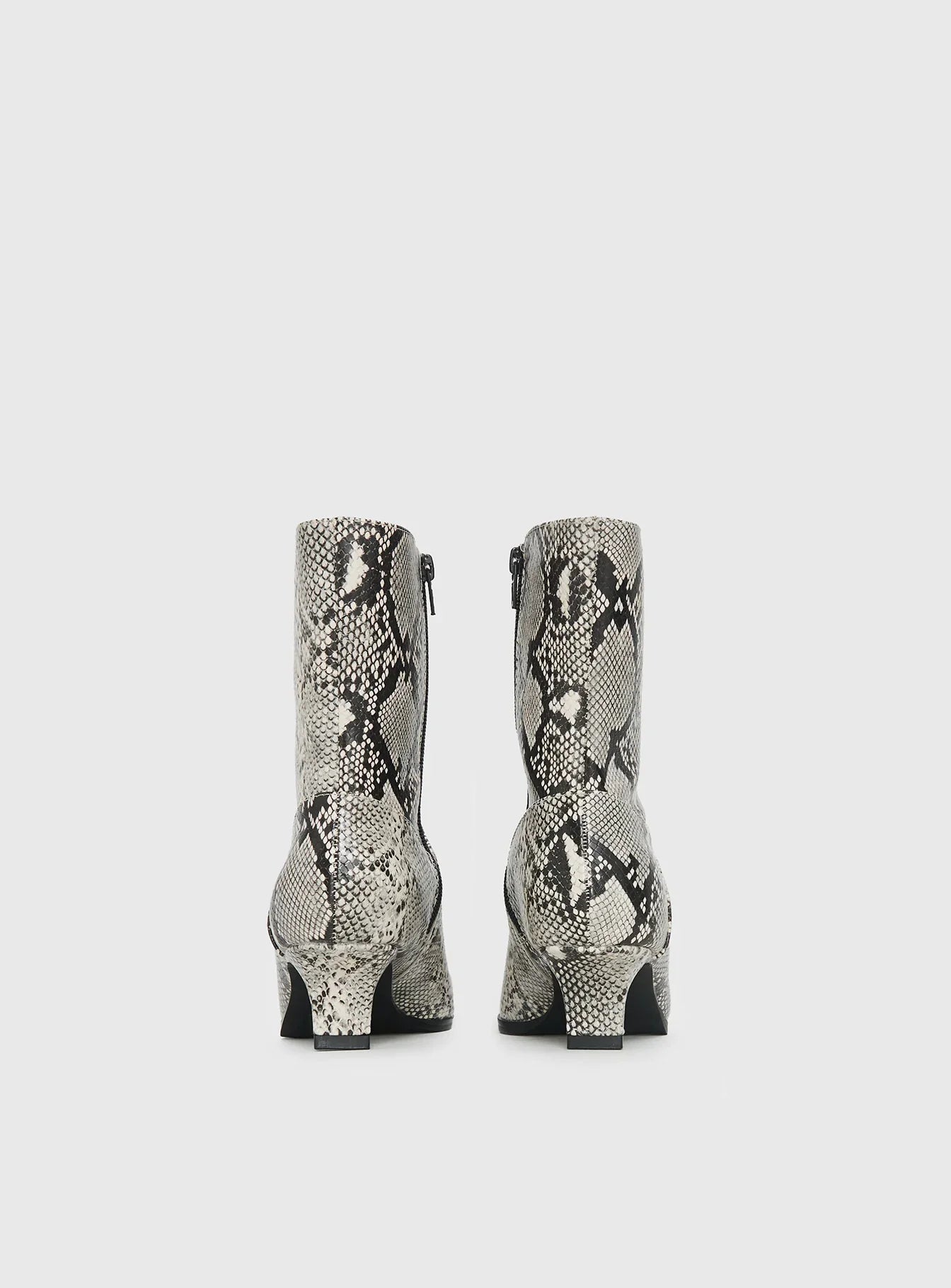 Therapy Shade Boots Black White Snake