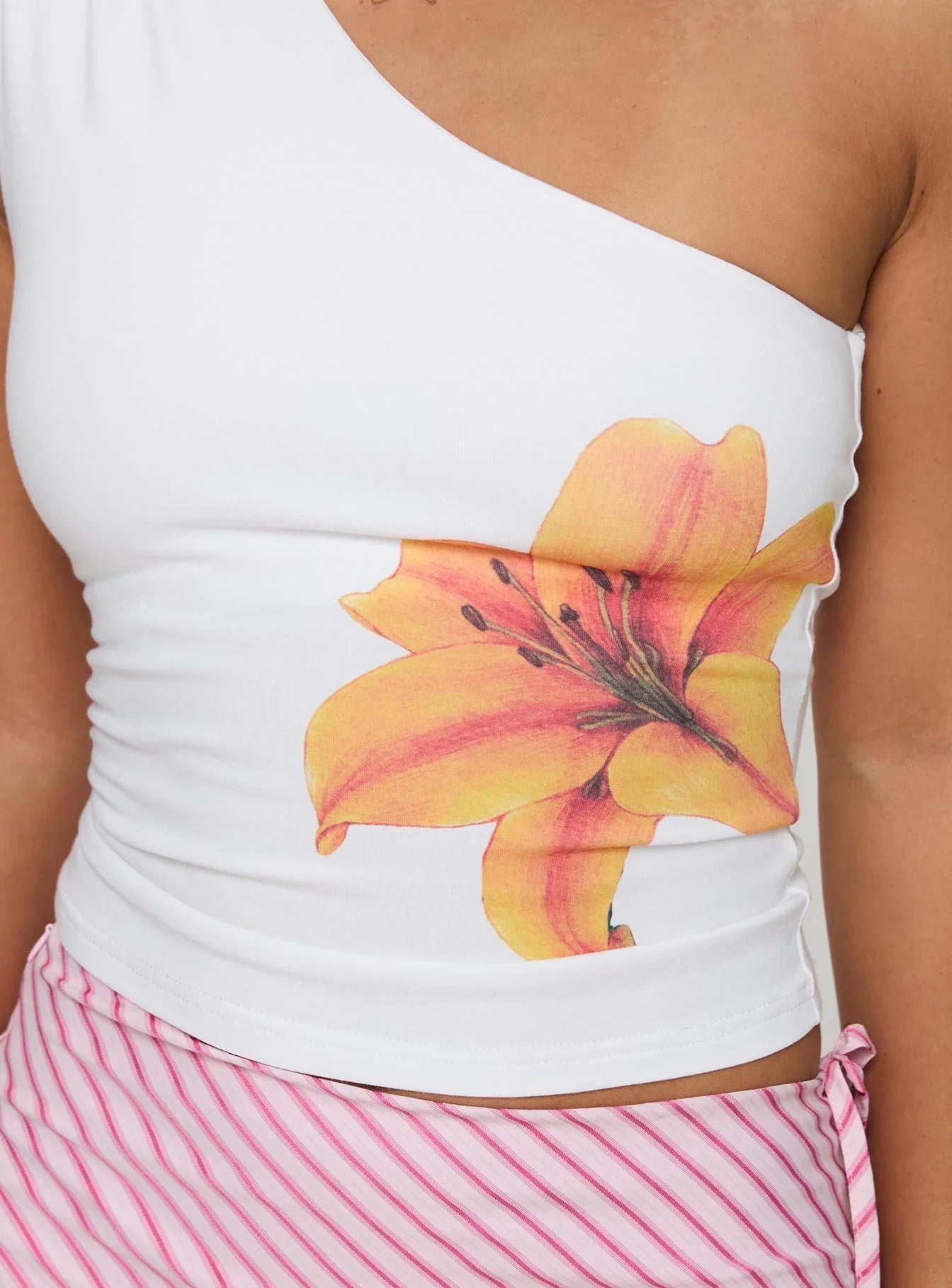Huxlee One Shoulder Top White Floral