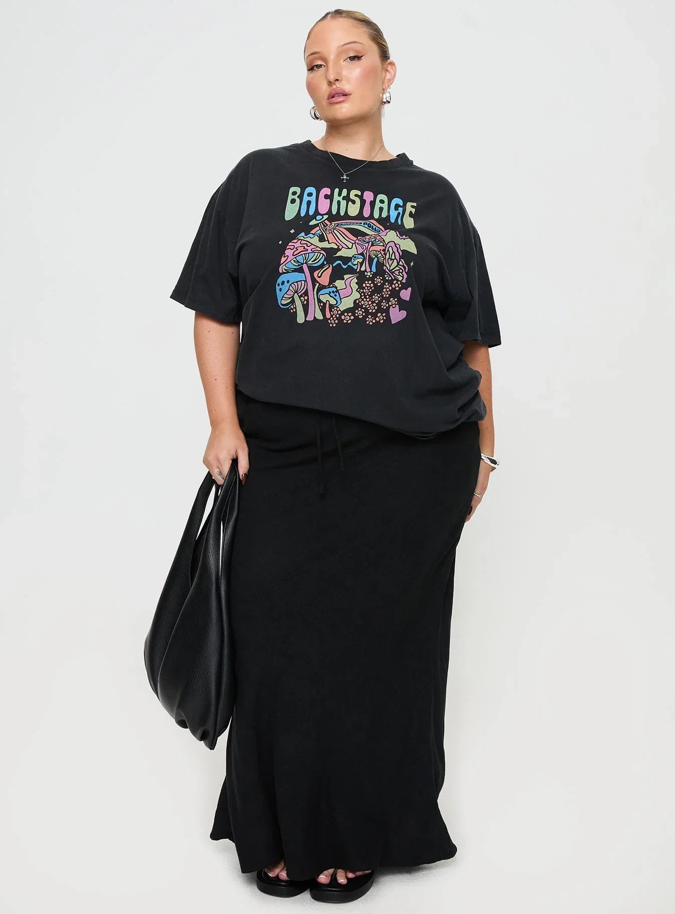 Playground Oversized Tee Curve