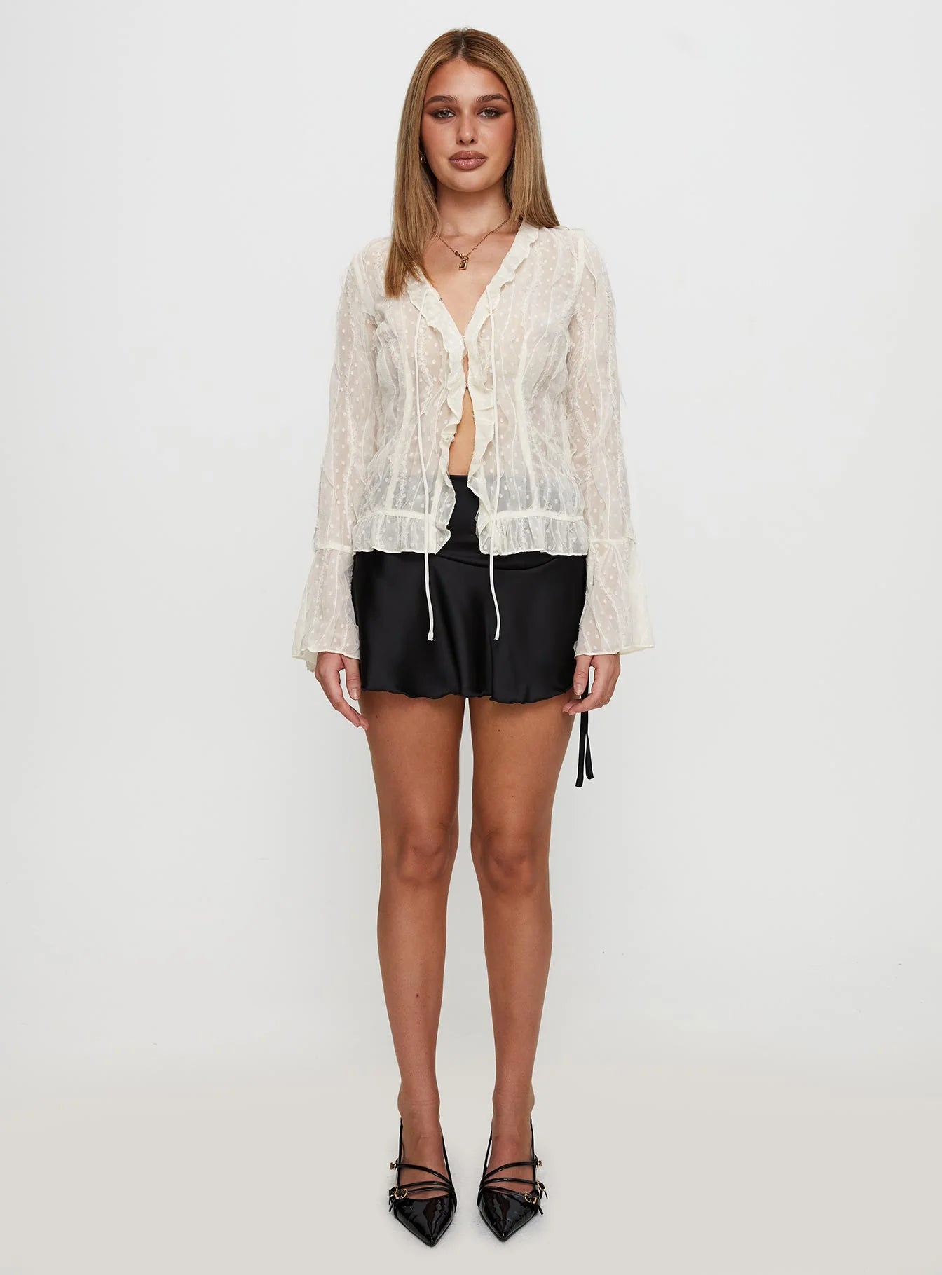 Sainz Frill Long Sleeve Top Cream