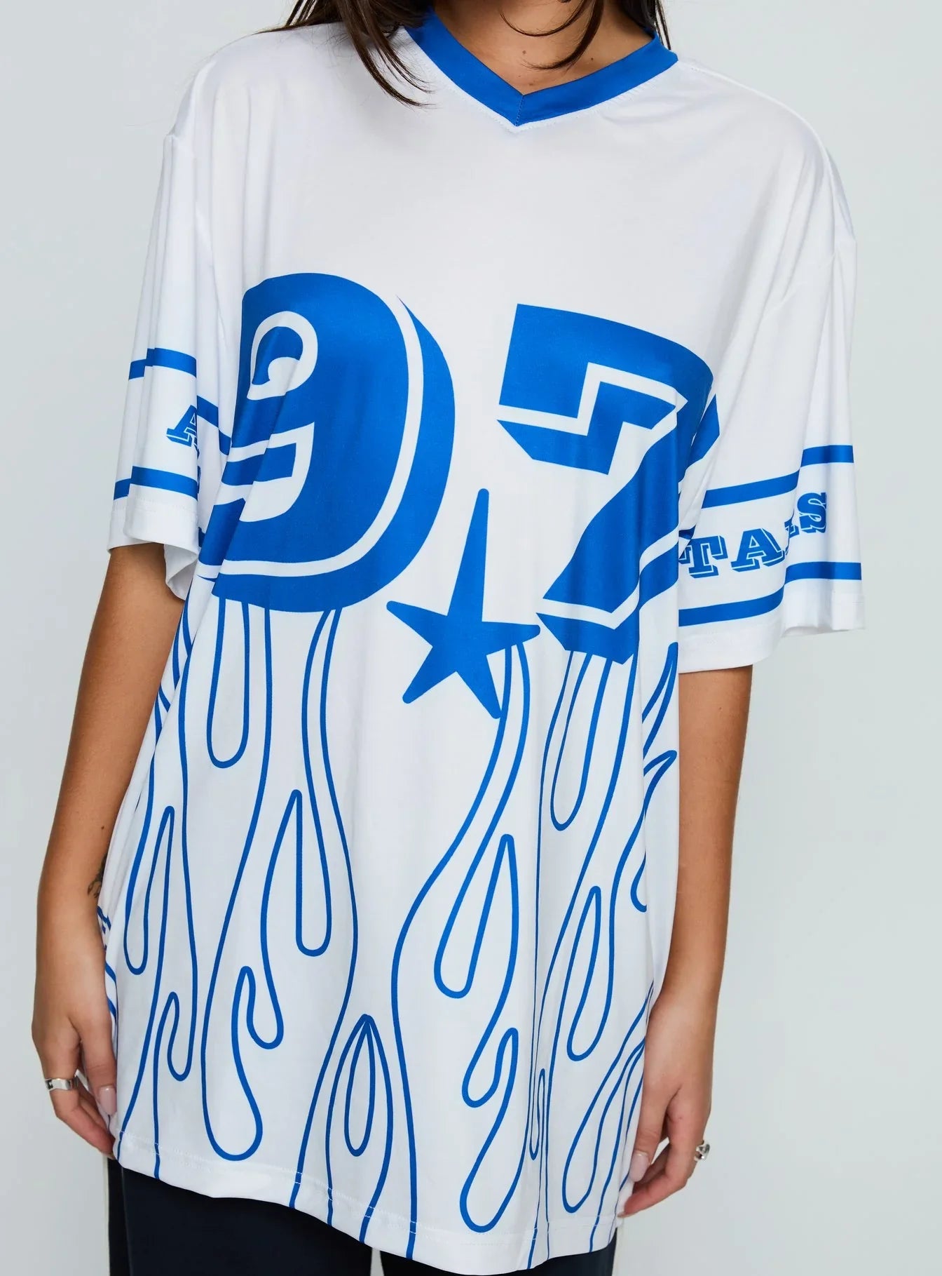 97 Sportstar Oversized Jersey Graphic Top White Blue