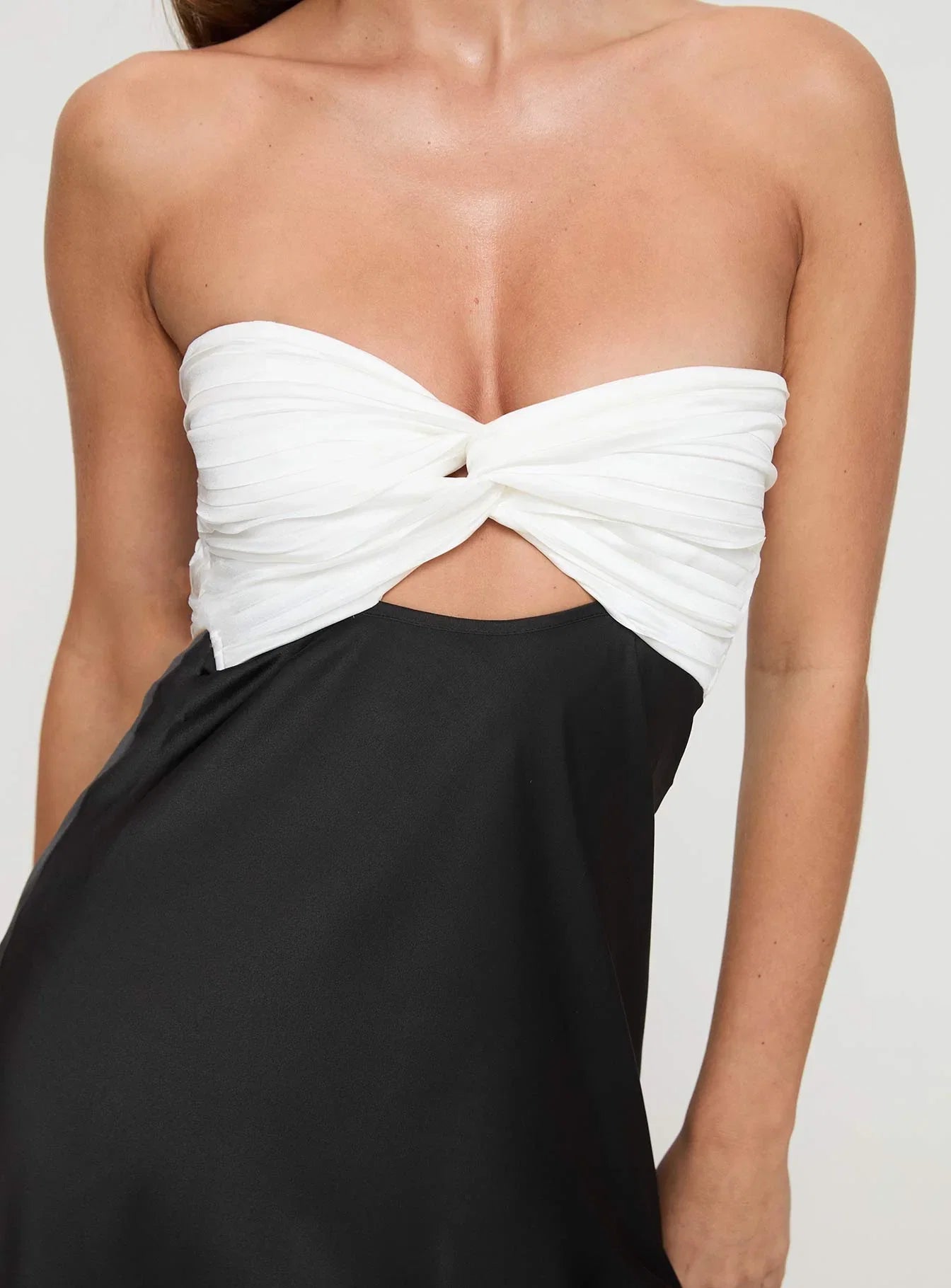 Shellie Mini Dress Black White