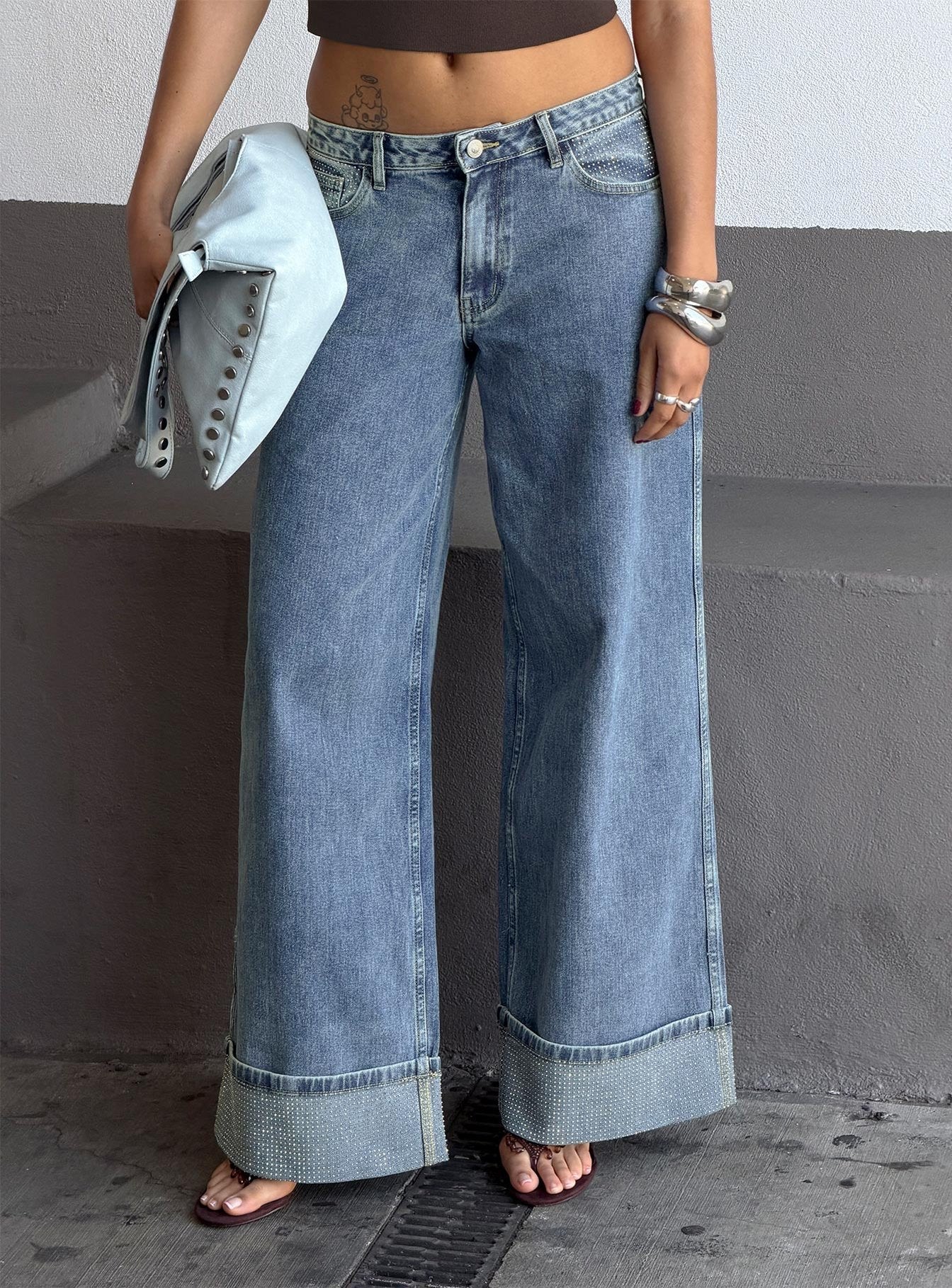 Ramos Diamante Low Rise Wide Leg Jeans Washed Mid Blue