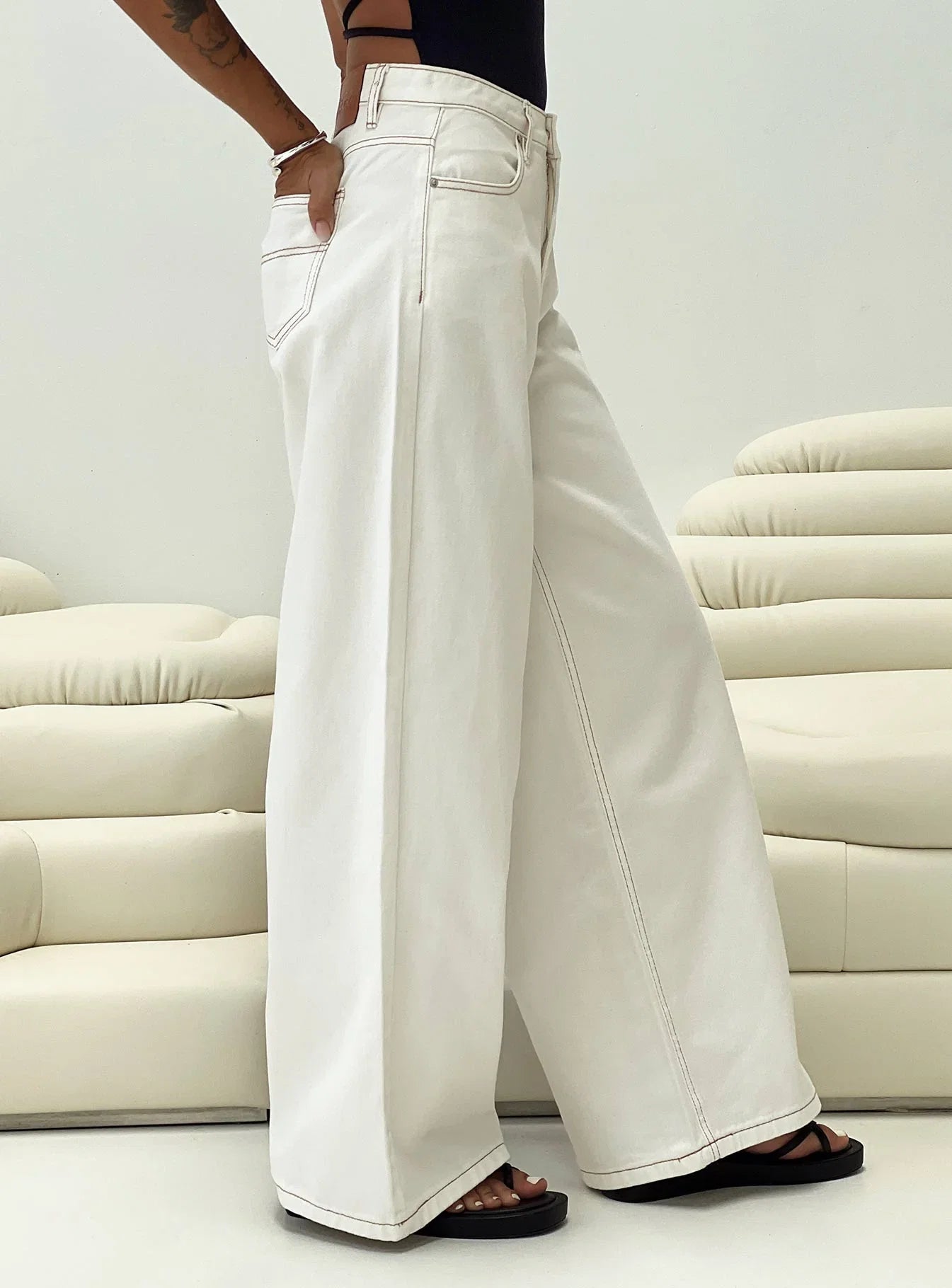 Naylor Mid Rise Wide Leg Jeans Cream Petite