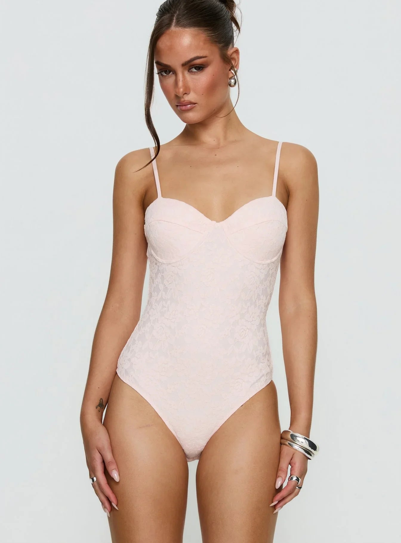 Laryna Lace Bodysuit Pink