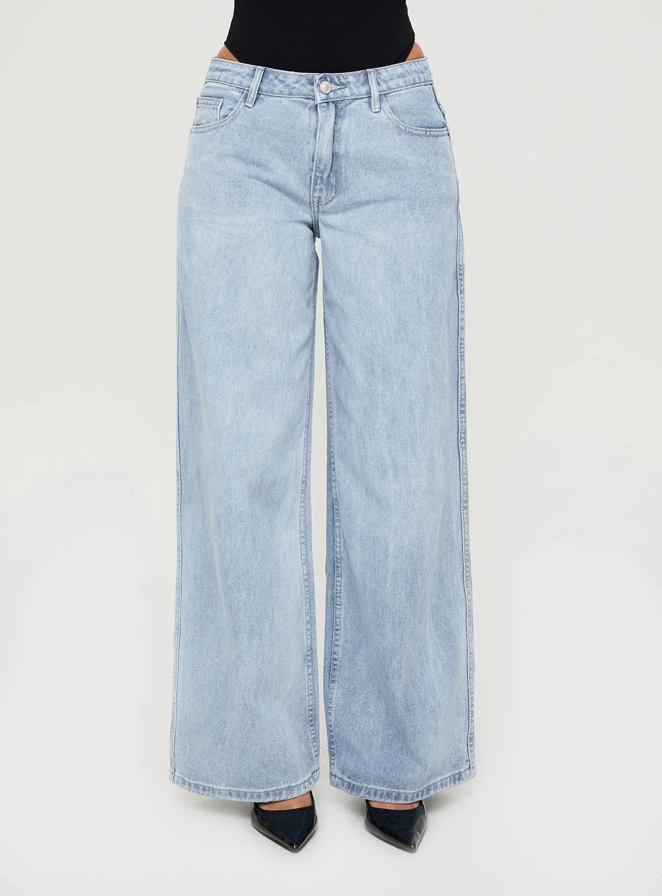 Ramos Low Rise Wide Leg Jeans Light Blue Wash Petite