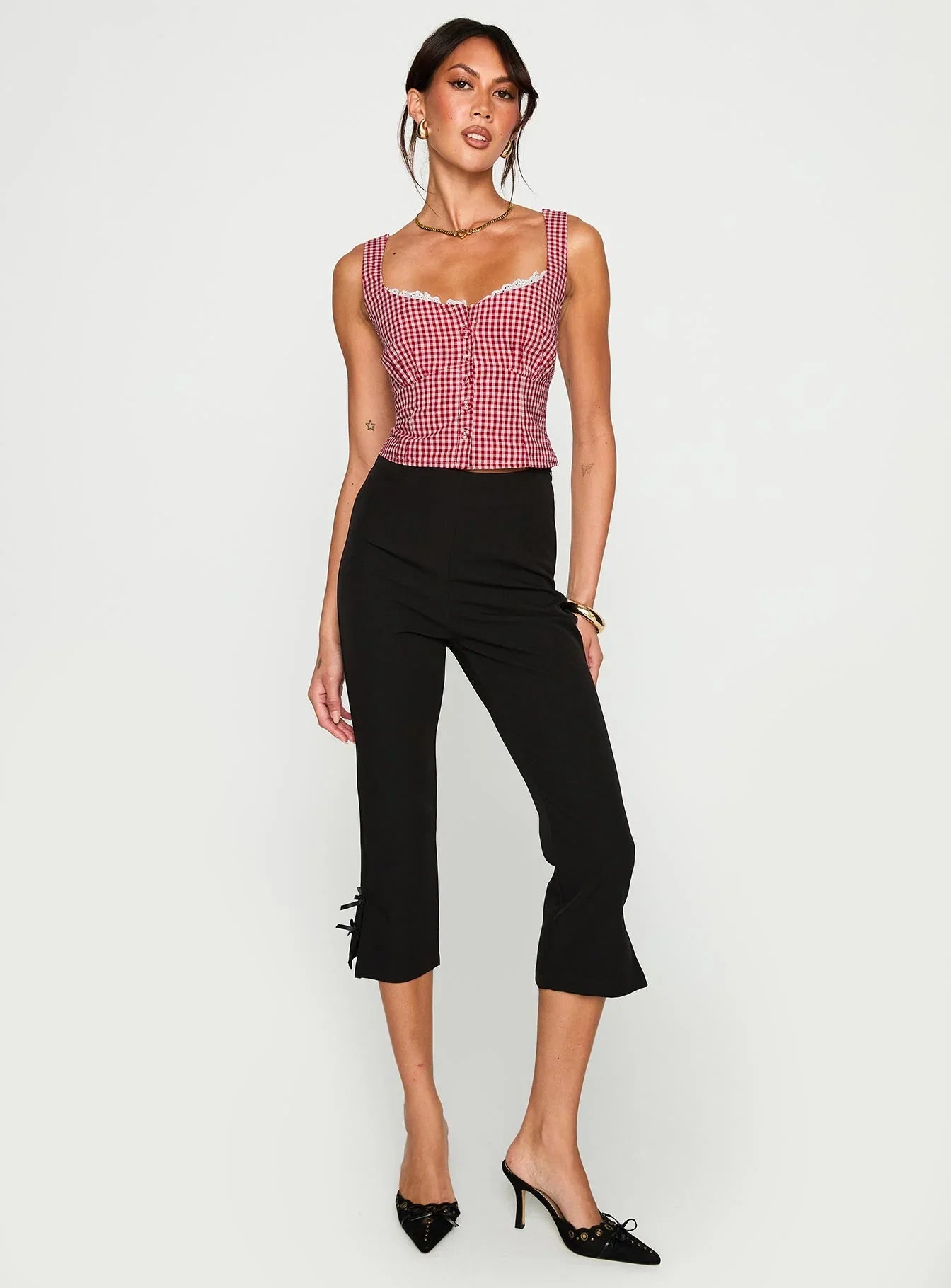 Bruncheon Top Red White