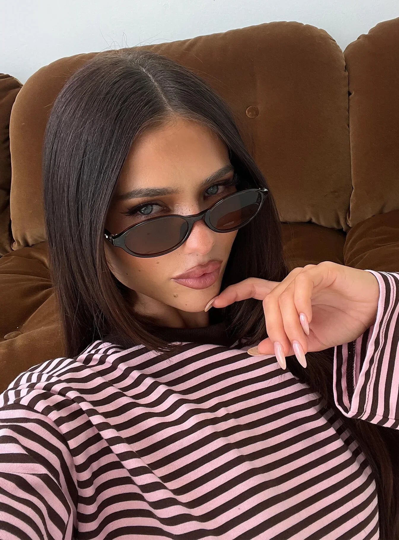 Captivation Oval Sunglasses Brown